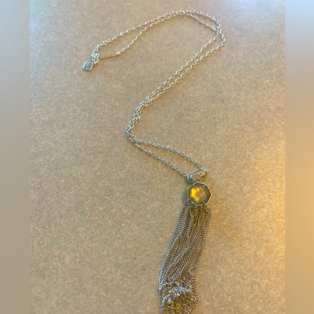 Kendra Scott Tae Pendant Necklace